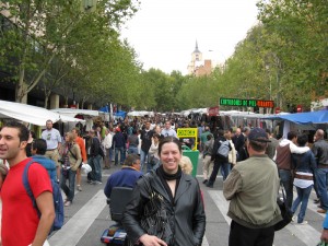 rastro_market_mary Every Sunday this market is full of vendors and people.