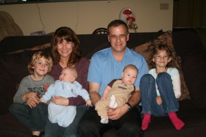 17_eric_linda_alex_brian_do Thanksgiving with the cousins