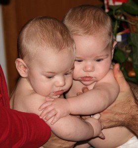 50_gma_dom_alex_dad_hug Dom (left) and Alex: Brotherly Love