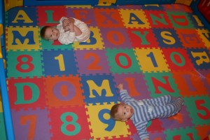 36_alex_dom_cute Alex (top) and Dom: We love our floor!